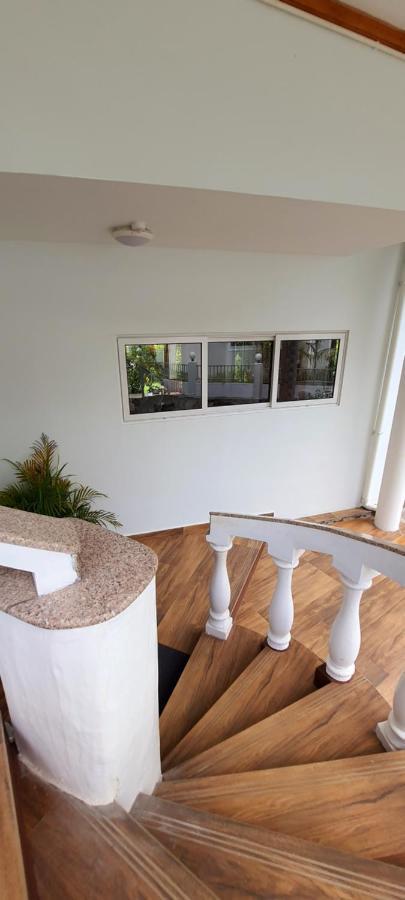 Le Chant De Merle Self -Catering Studios And Apartments Mahe Island Dış mekan fotoğraf
